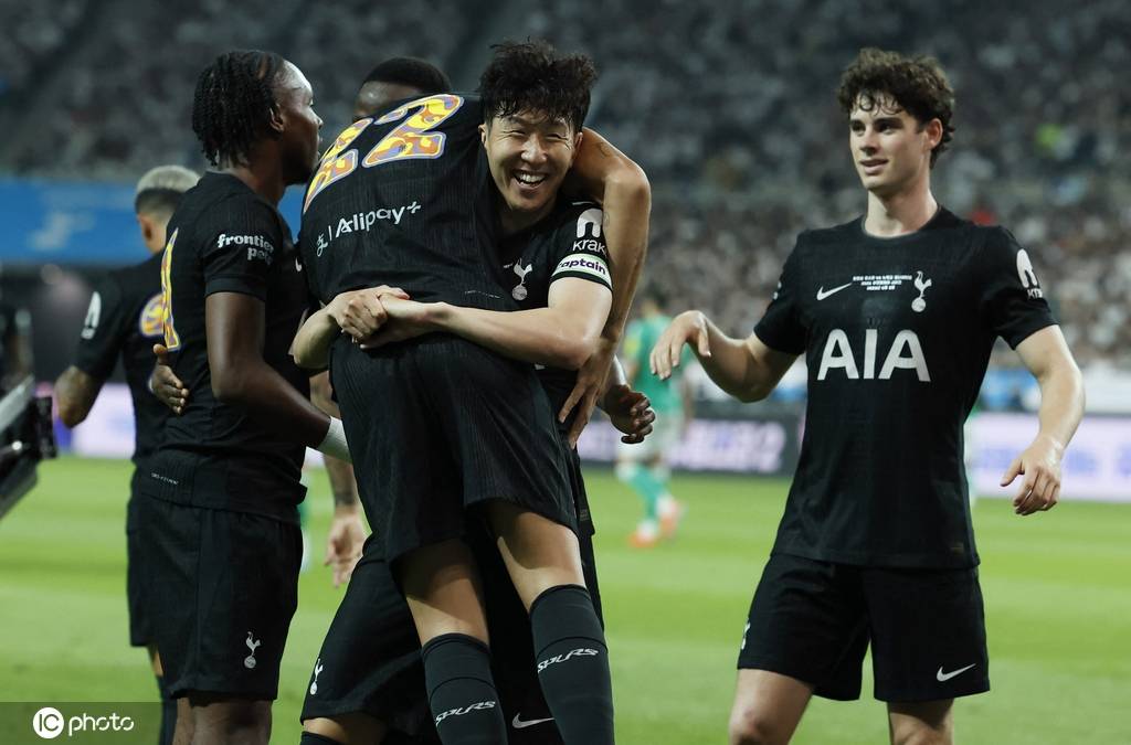 孙兴慜热刺生涯谢幕！热身-布伦南破门 热刺1-1纽卡